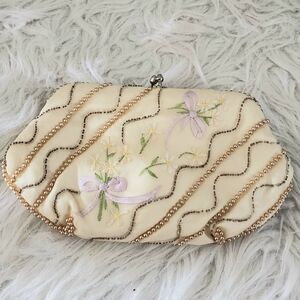 Bag by Debbie made in Japan vintage beaded bag with kiss clasp